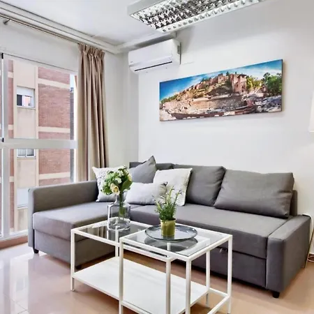Amplio Piso Con Terraza Apartment Malaga Exterior photo
